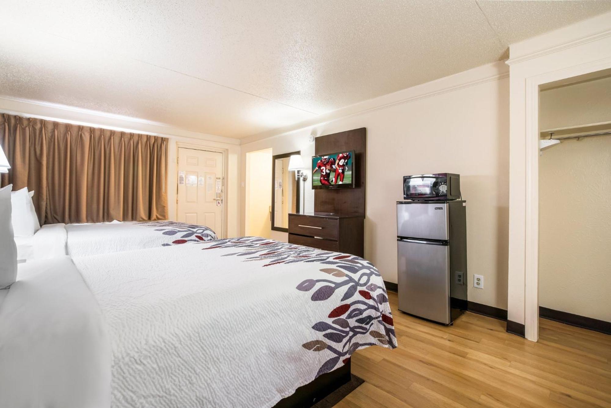 Red Roof Inn North Dallas - Park Central מראה חיצוני תמונה
