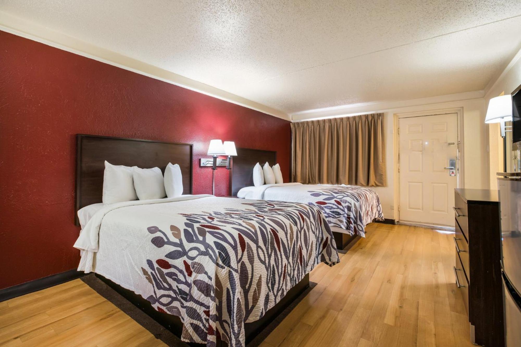 Red Roof Inn North Dallas - Park Central מראה חיצוני תמונה