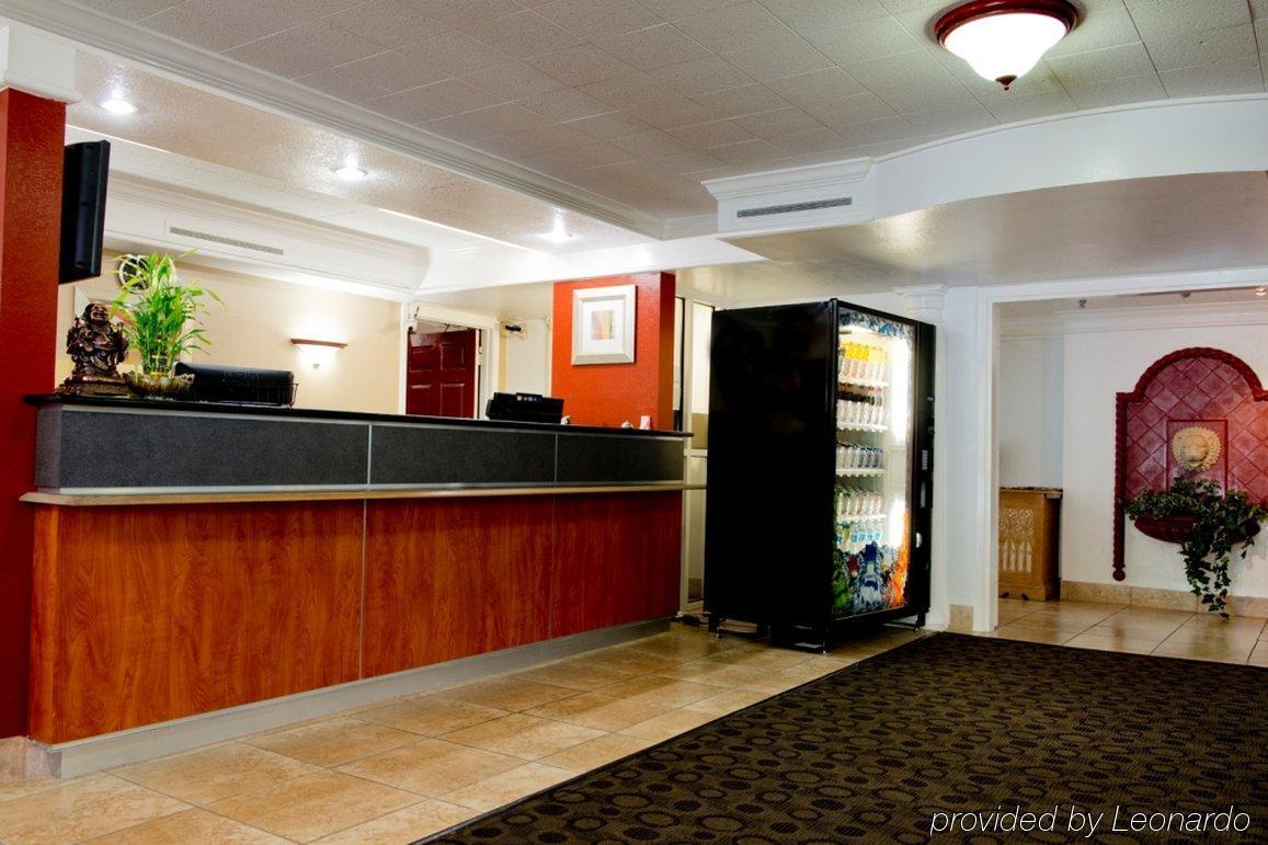 Red Roof Inn North Dallas - Park Central מראה חיצוני תמונה