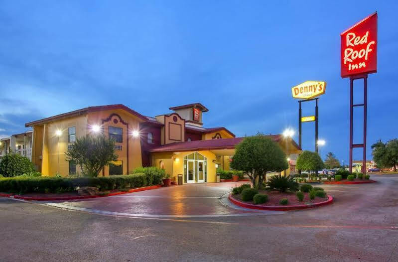 Red Roof Inn North Dallas - Park Central מראה חיצוני תמונה